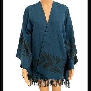American Eagle Women’s Blue Acrylic Western Style One Size Poncho